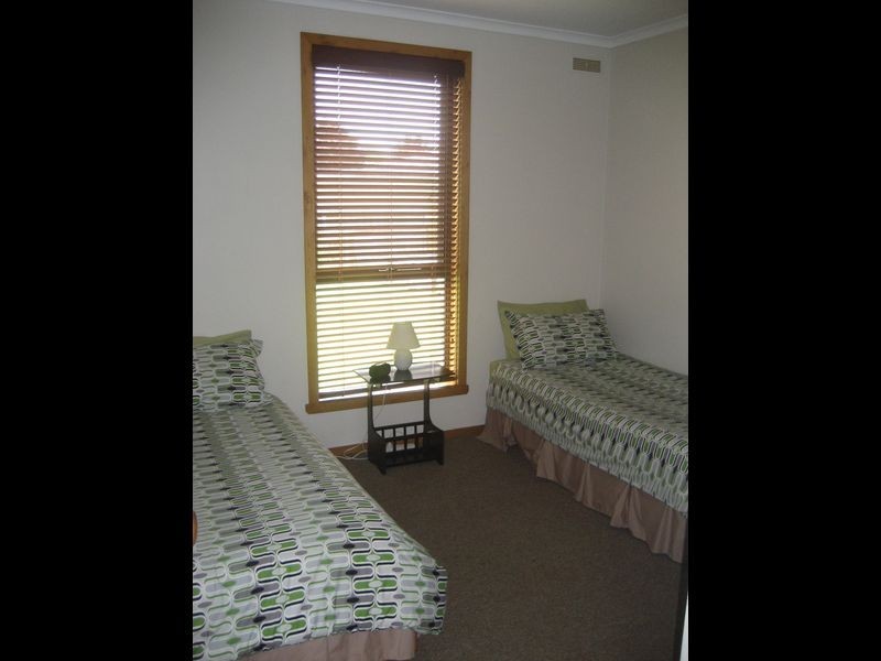 7 Christina Avenue, Sale VIC 3850