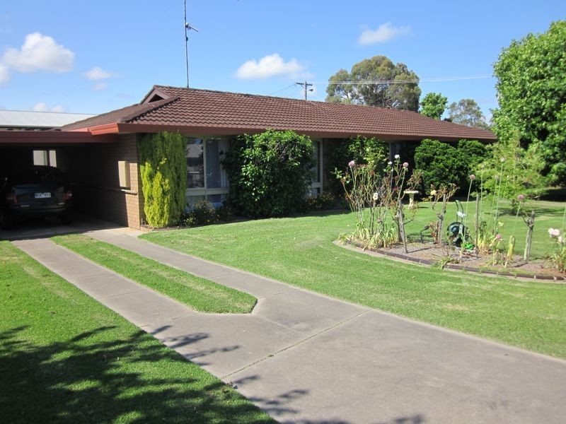 5 Staddon Court, Stratford VIC 3862