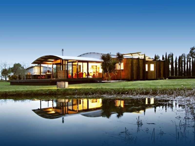 202 Gibsons Road, Sale VIC 3850