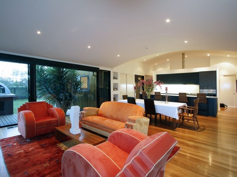 202 Gibsons Road, Sale VIC 3850