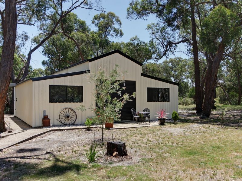 6140 South Gippsland Highway, Longford VIC 3851