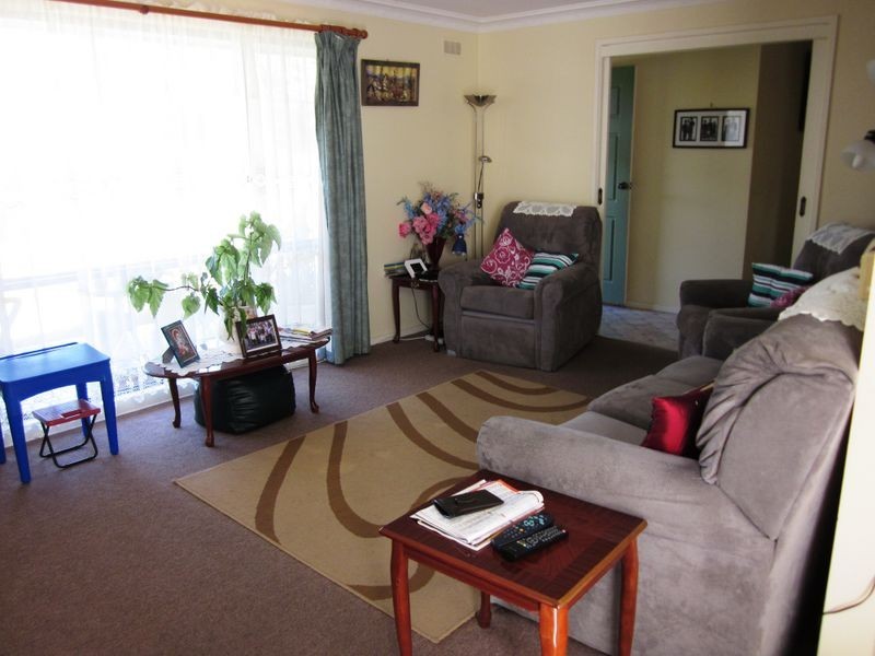 11 Davis Street, Stratford VIC 3862