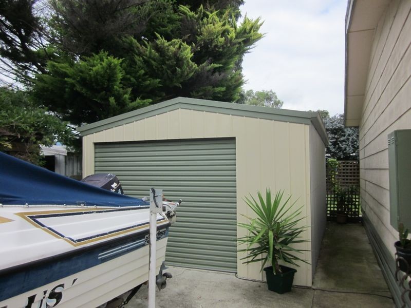 11 Davis Street, Stratford VIC 3862