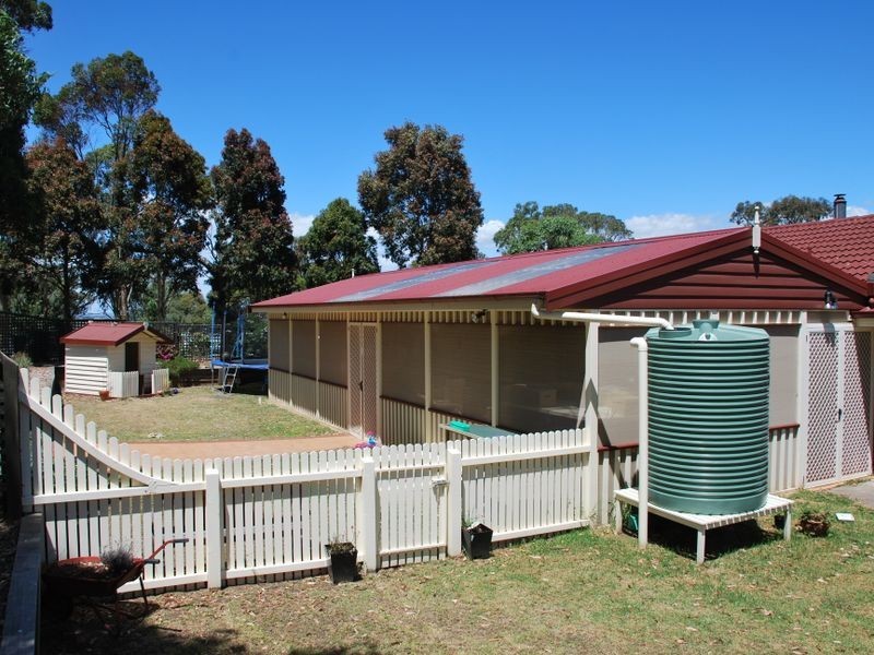 25 Newton Drive, Stratford VIC 3862