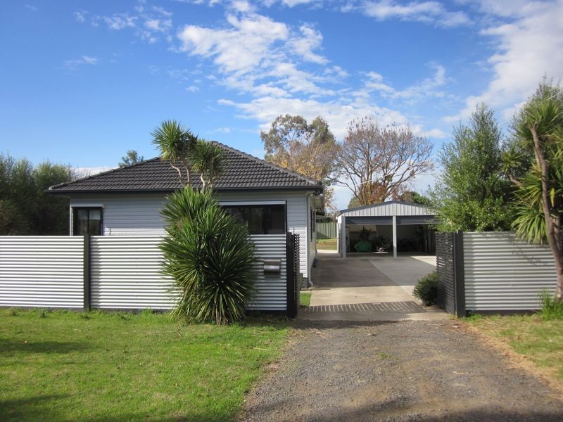 18 Briagolong Road, Stratford VIC 3862