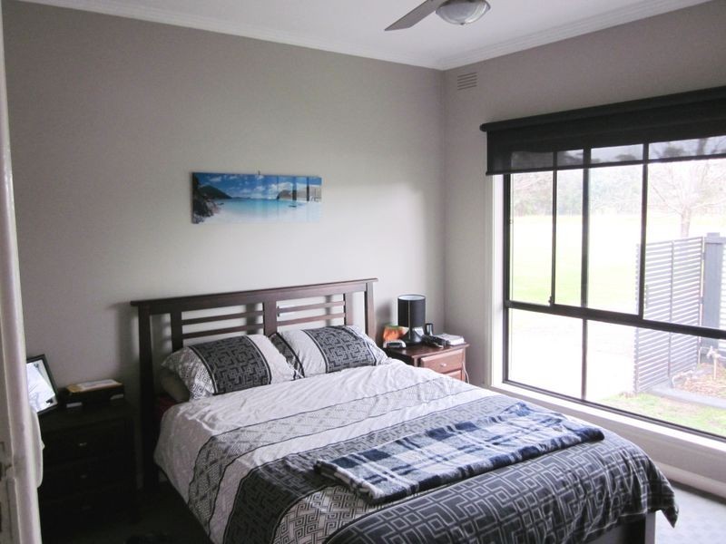 18 Briagolong Road, Stratford VIC 3862
