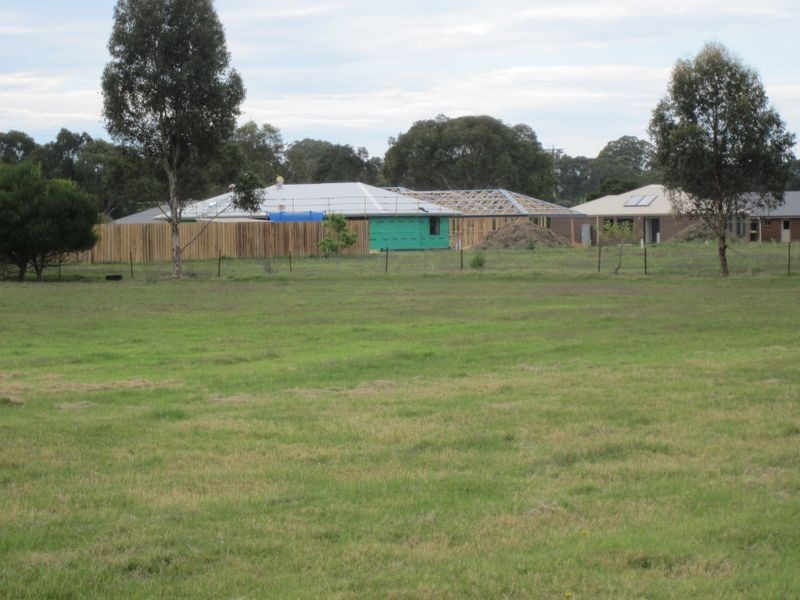 42 Hobson Street, Stratford VIC 3862