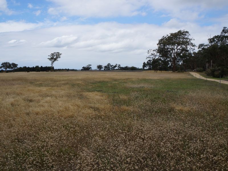 729 Longford – Loch Sport Road, Dutson VIC 3851