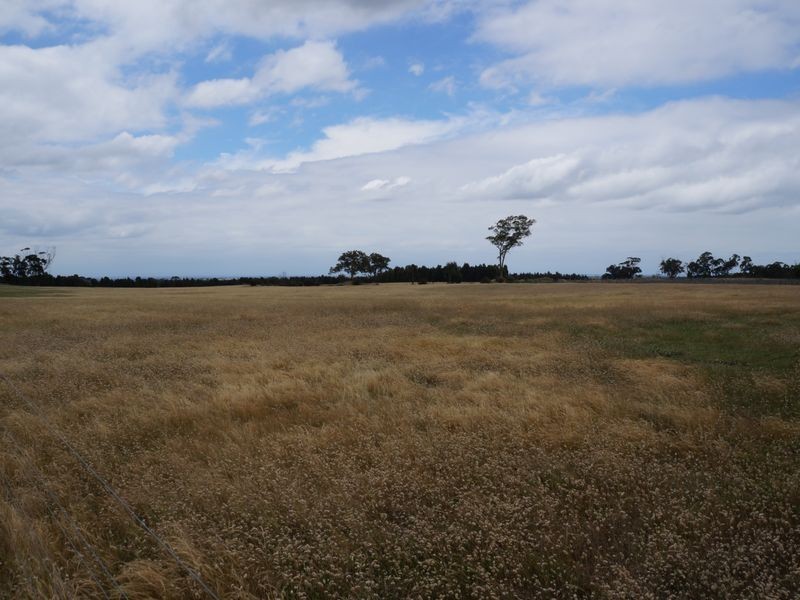 729 Longford – Loch Sport Road, Dutson VIC 3851