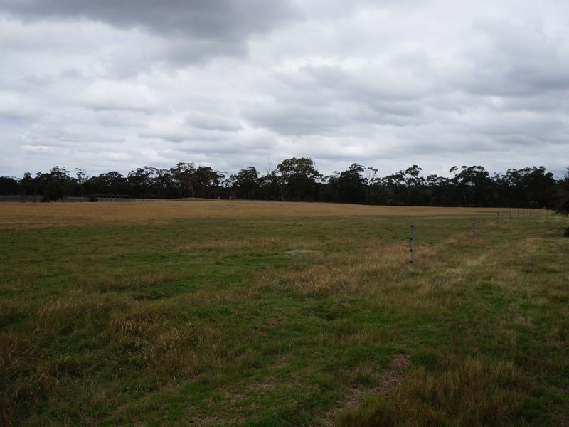 729 Longford – Loch Sport Road, Dutson VIC 3851