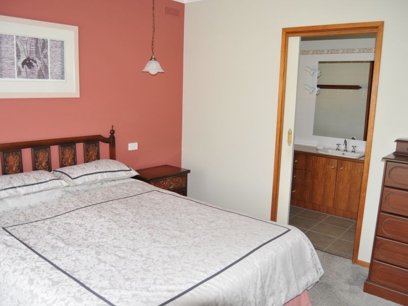 39 Sellings Lane, Maffra VIC 3860