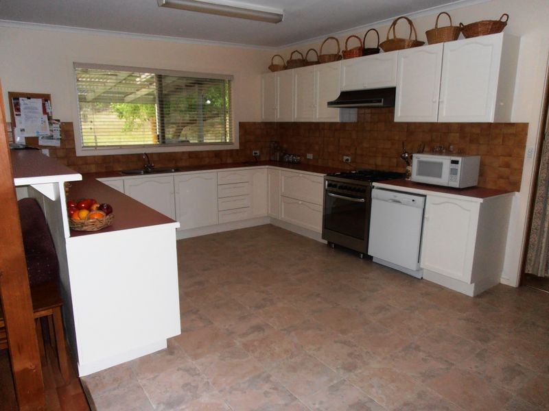 14 Sawpit Creek Road, Stratford VIC 3862