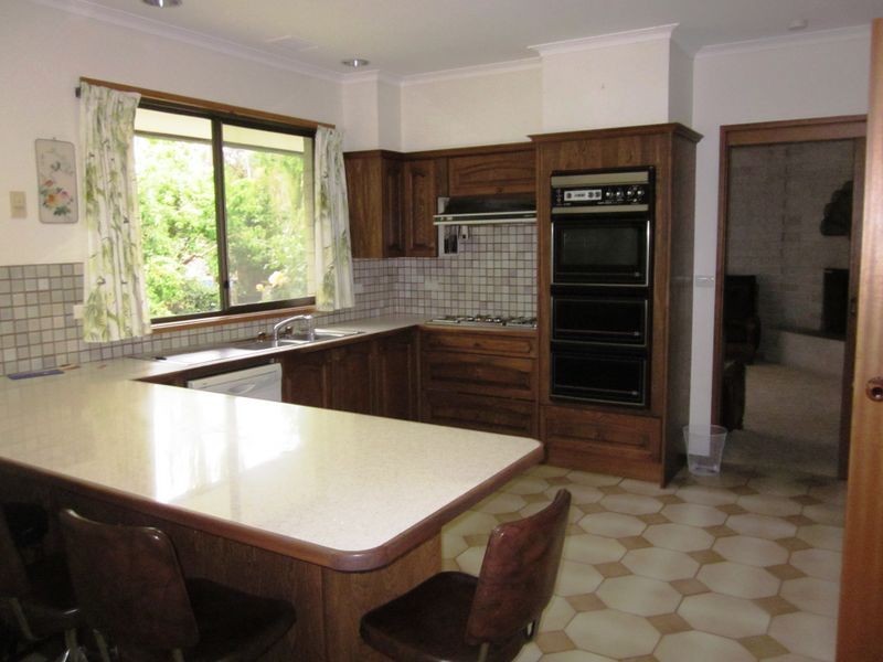 1 Simon Court, Sale VIC 3850