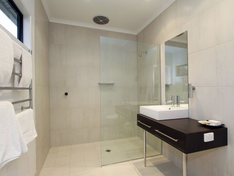 202 Gibsons Road, Sale VIC 3850