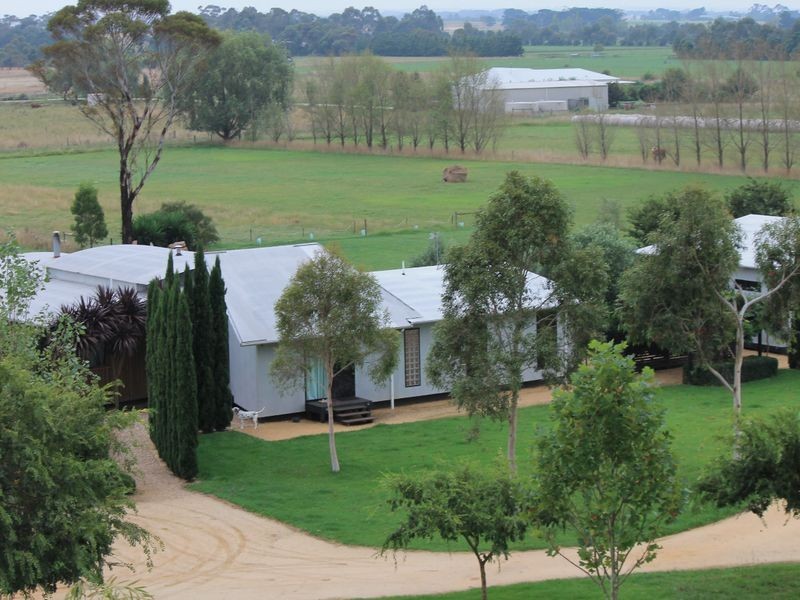 202 Gibsons Road, Sale VIC 3850