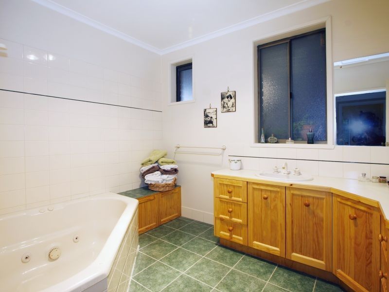 303 Somerton Park Road, Sale VIC 3850