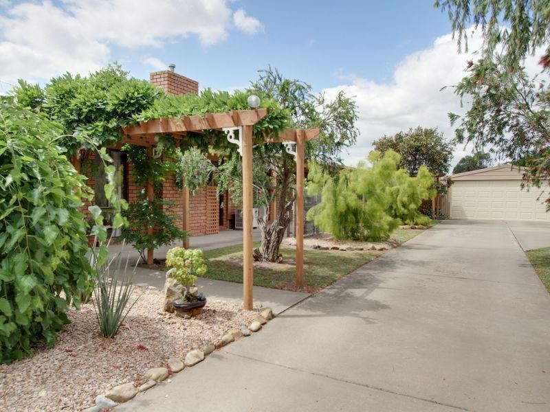 32 Redbank Road, Stratford VIC 3862