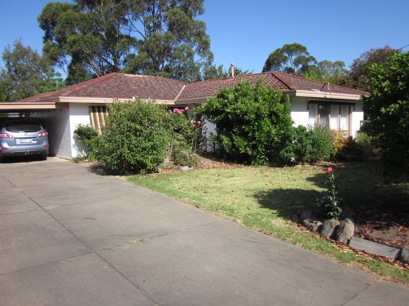 8 Lynette Court, Sale VIC 3850