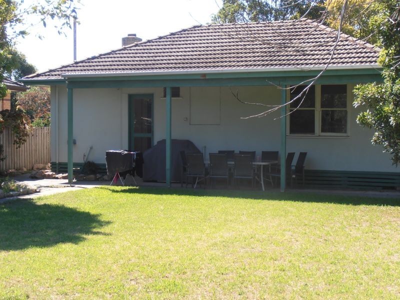 27 Howard Street, Sale VIC 3850