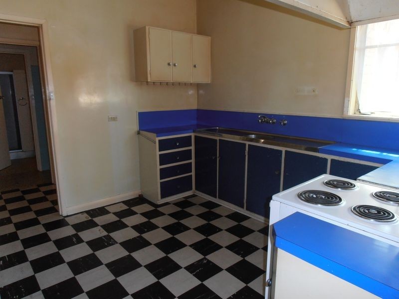 84 Albert Street, Rosedale VIC 3847