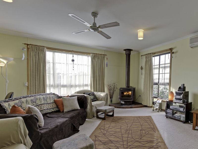 36 Buckley Street, Stratford VIC 3862