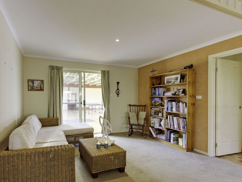 36 Merrick Street, Stratford VIC 3862