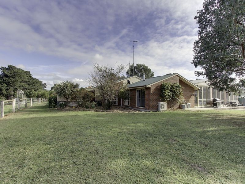 36 Merrick Street, Stratford VIC 3862