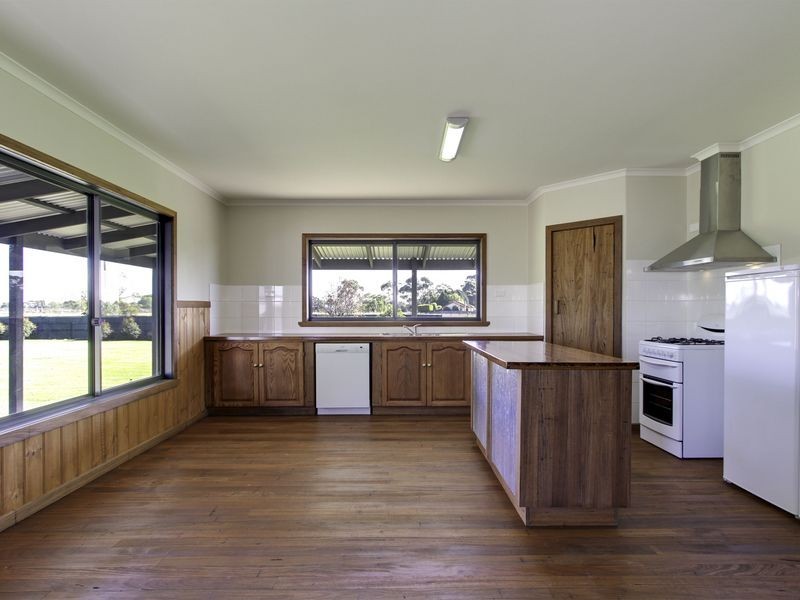 1484 Princess Hwy, Stratford VIC 3862