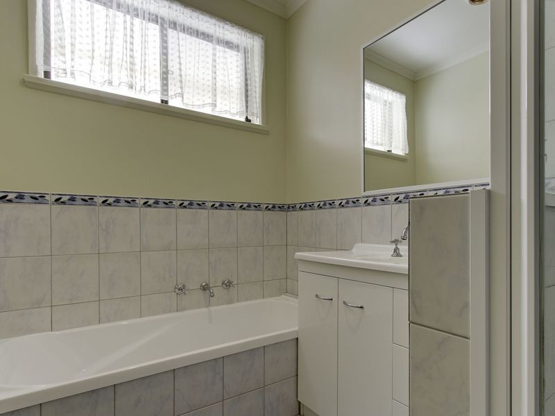 5 Banskia Court, Sale VIC 3850