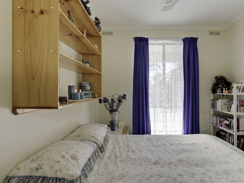 5 Banskia Court, Sale VIC 3850