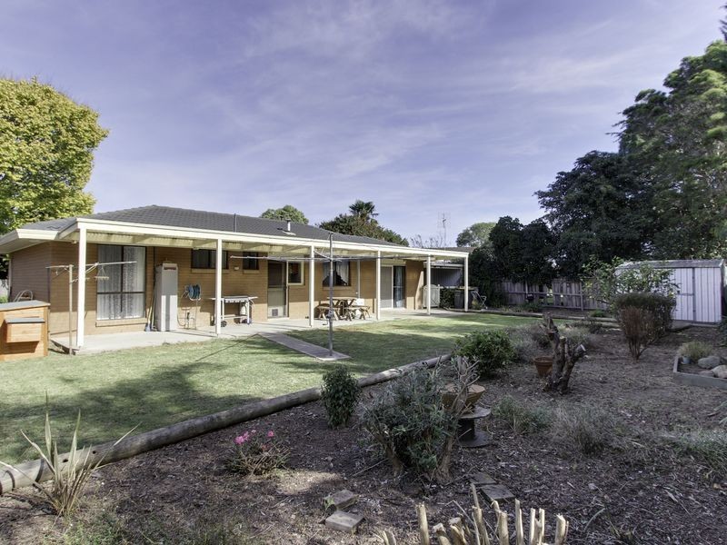 5 Banskia Court, Sale VIC 3850