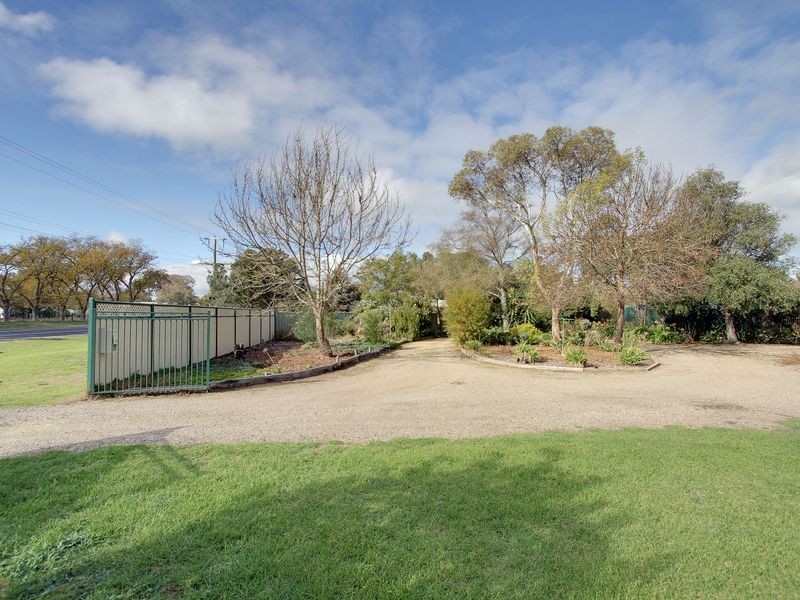 1490 Maffra Sale Road, Sale VIC 3850