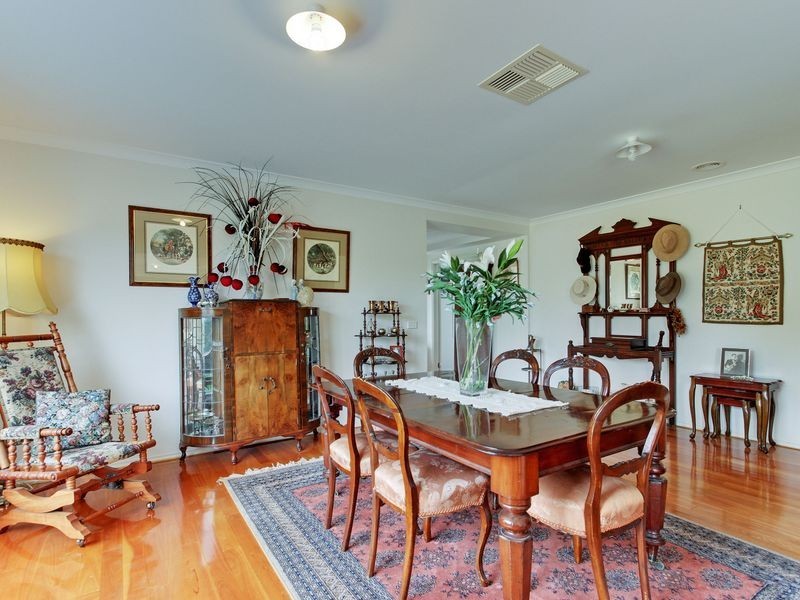 8 Krista Court, Sale VIC 3850