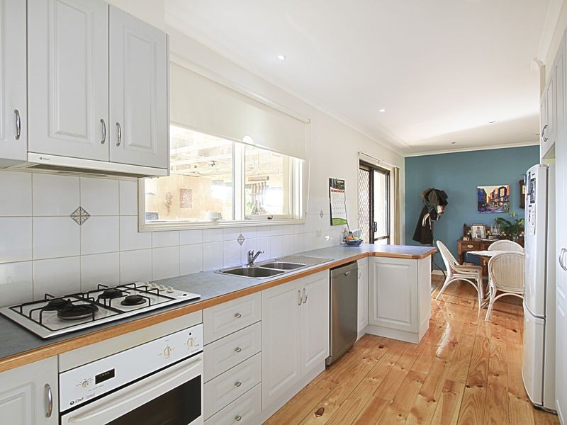 21 Thomson Street, Stratford VIC 3862