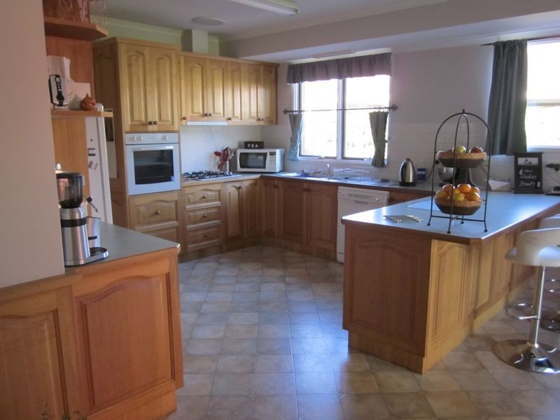 20 Canopus Court, Sale VIC 3850