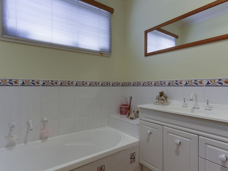 11 Gould Street, Wurruk VIC 3850