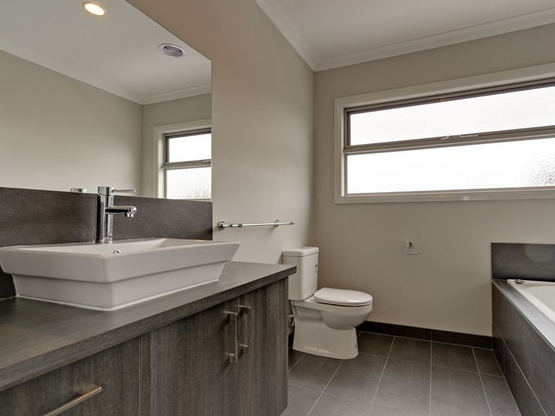 1/1 Glass Street, Sale VIC 3850