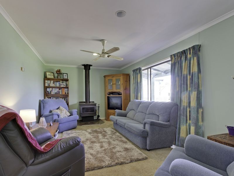 57 McMillan Street, Stratford VIC 3862
