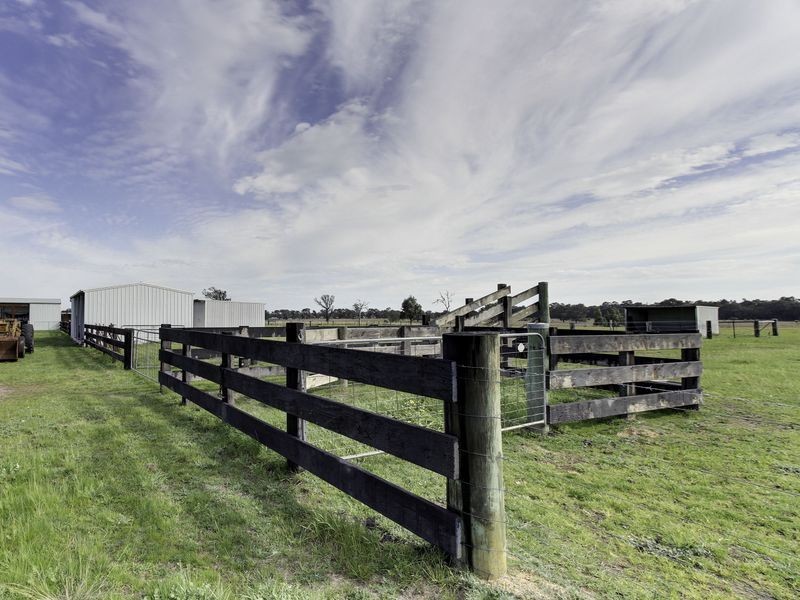 231 Tysons Road, Heyfield VIC 3858