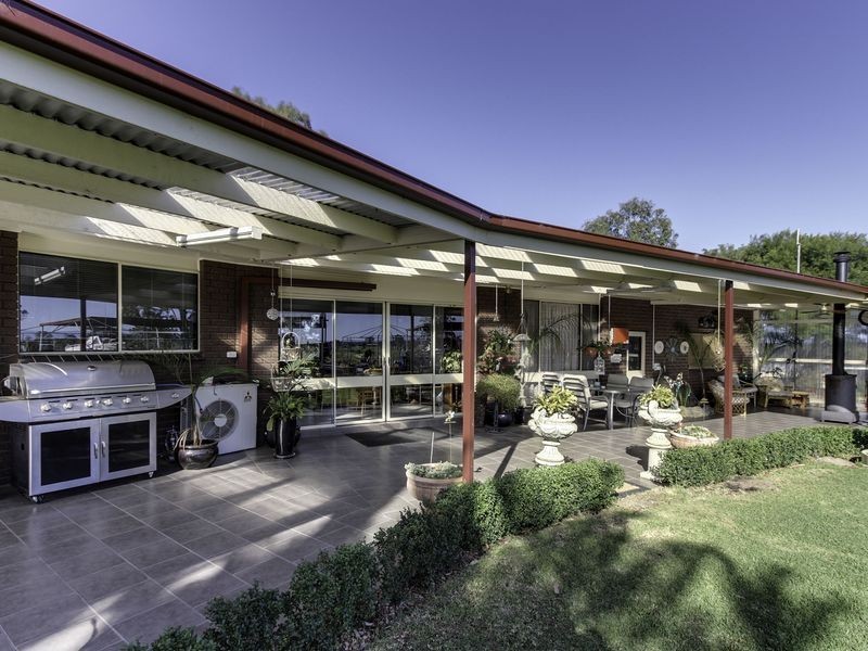 37 Sandhill Road, Stratford VIC 3862