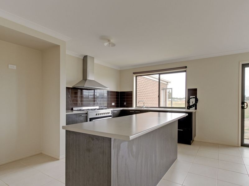 18 Killeen Street, Stratford VIC 3862