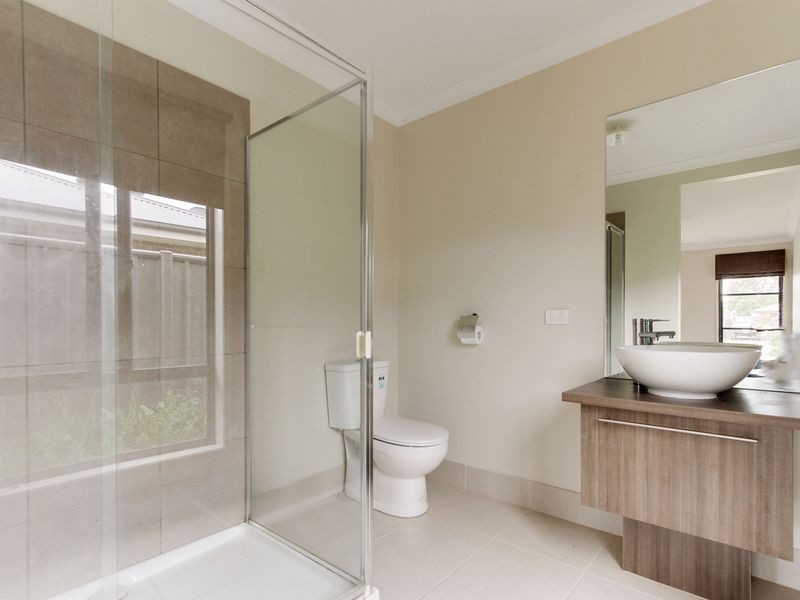 18 Killeen Street, Stratford VIC 3862