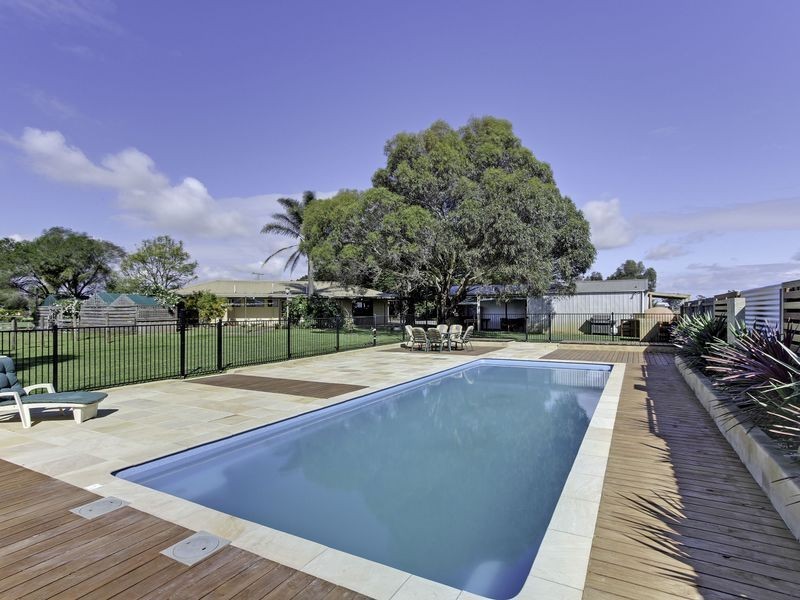 6 Chinamans Lane, Sale VIC 3850