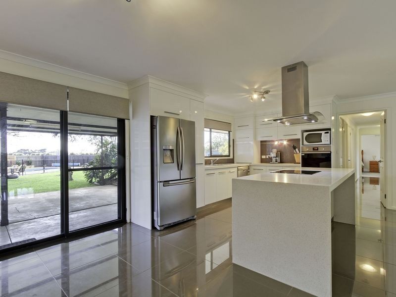 6 Chinamans Lane, Sale VIC 3850