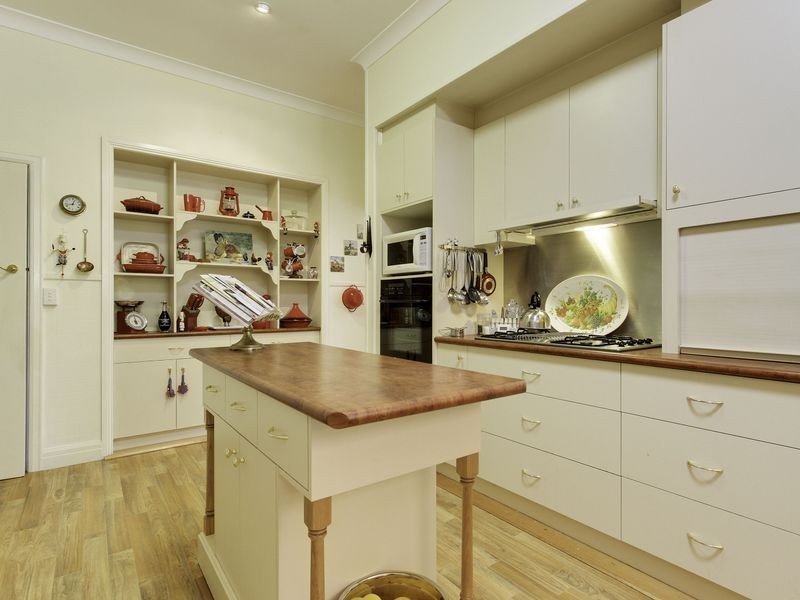 56 Powerscourt Street, Maffra VIC 3860