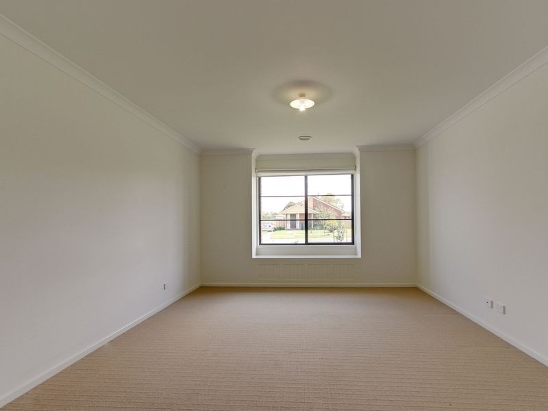 98 Landy Street, Maffra VIC 3860