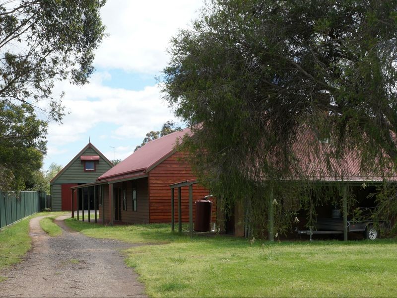 23 Rosstrevor Ave, Briagolong VIC 3860