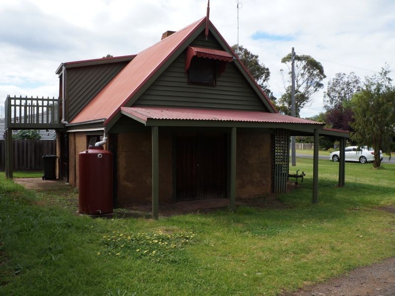 23 Rosstrevor Ave, Briagolong VIC 3860