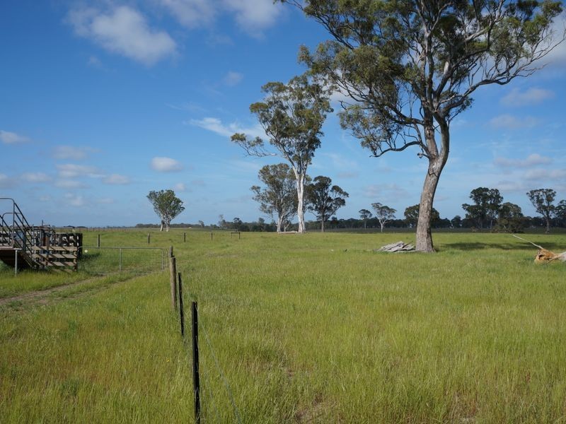 549 Briagolong Road, Stratford VIC 3862