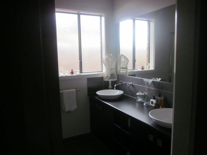 18 The Boulevard, Sale VIC 3850